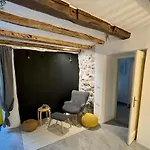 度假居 Bell Tower House 诺维·维诺多尔斯基