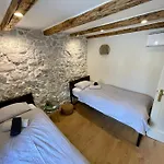 Bell Tower House * 诺维·维诺多尔斯基